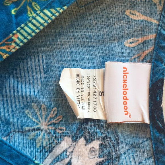 Medical Apparel / Scrub Top - Picture 3 of 6